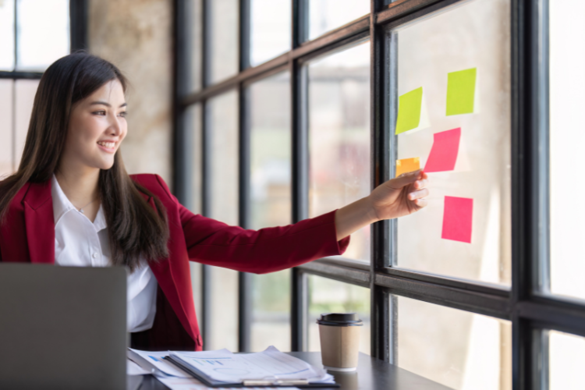 Презентация годового отчета за 2023 год: Вперед вместе